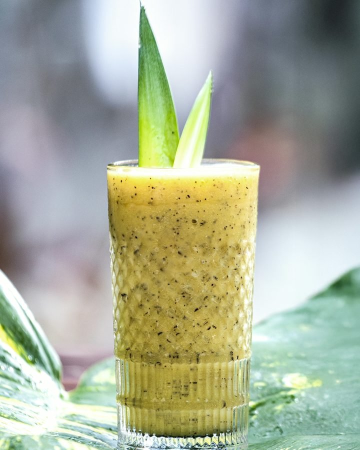 Yellow smoothie with aloe at Liefs Tulum